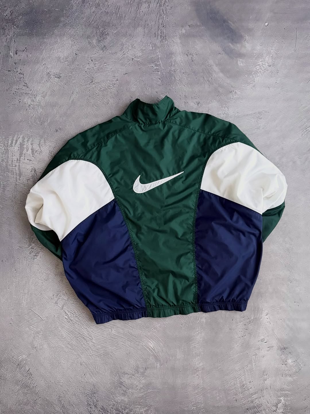 UNISEX VINTAGE NKE JACKET
